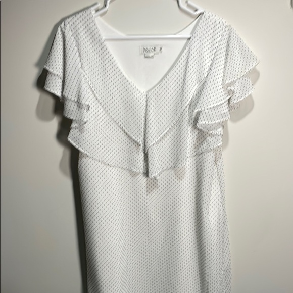 Molly Bracken - White Ruffled V-Neck Dress polka dots M - Picture 1 of 10